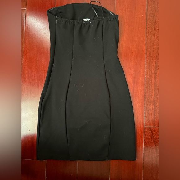 black mini strapless dress - Picture 3 of 3